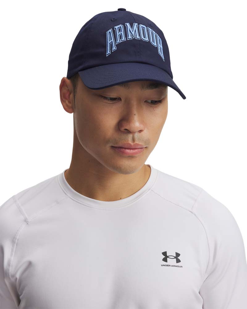 Шапка с козирка Мъже ESSENTIAL LOW ADJ Under Armour