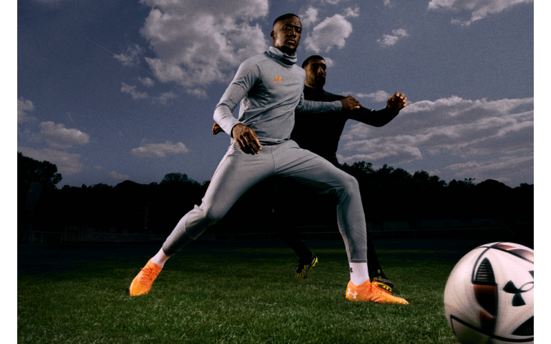UA Challenger Pro – идеалната екипировка за футбол