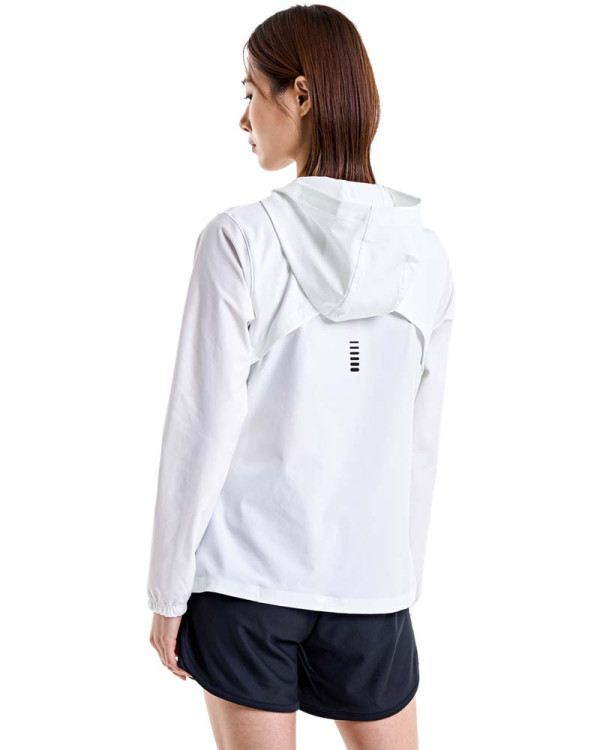 Яке Жени OUTRUN THE STORM JACKET Under Armour 