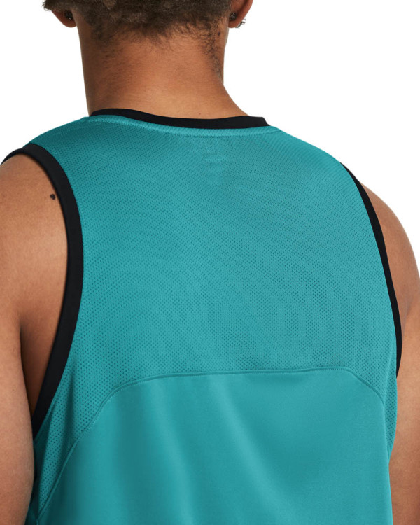 Потник Мъже BASELINE PERFORMANCE TANK Under Armour 