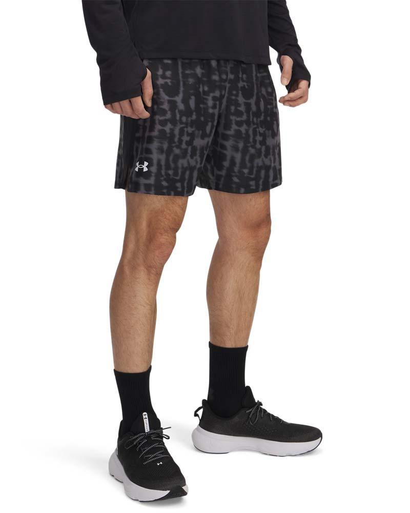 Къси панталони Мъже LAUNCH 7   PRINT SHORTS Under Armour 